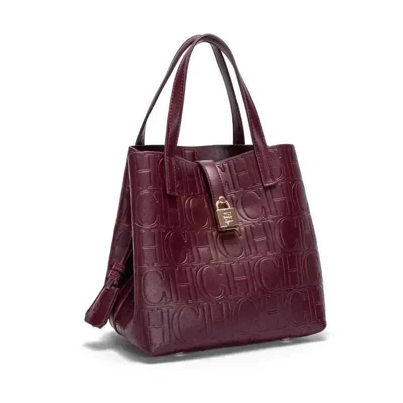 Bolsa Tote Embossed Letter: Elegância em Relevo e Design Atemporal - Imagem 7