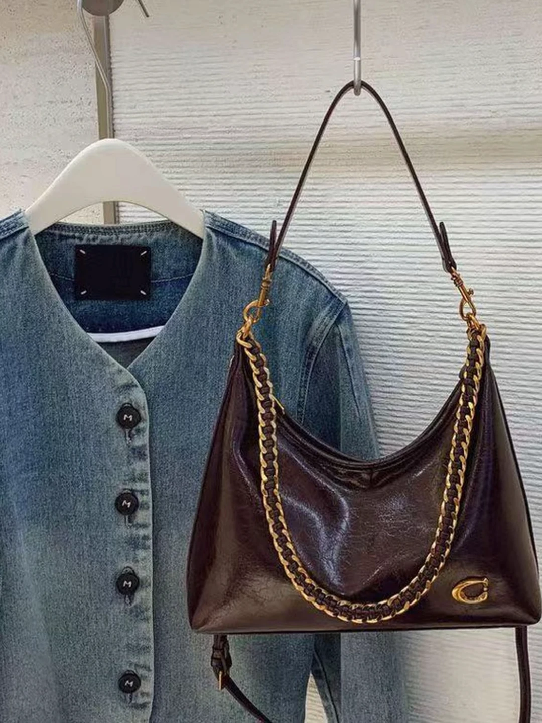 Bolsa Square Protect: Design Antifurto, Dobrável e Estilo Minimalista